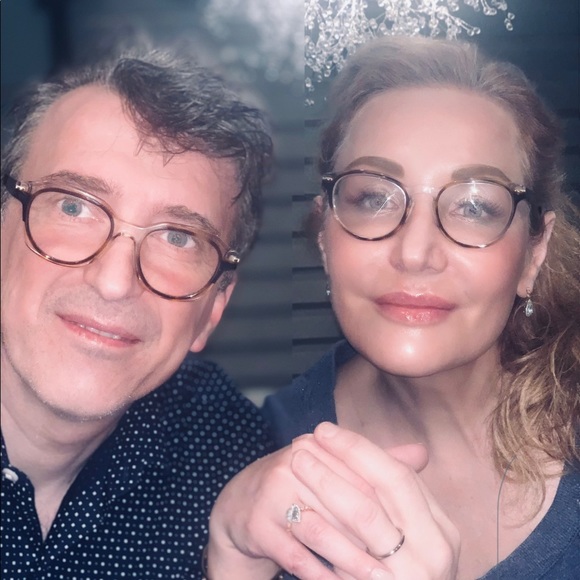 Meet your Posher, Lana - Picture 2 of 2